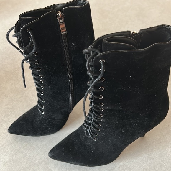 SIMMI London Velvet Boots - Picture 5 of 10